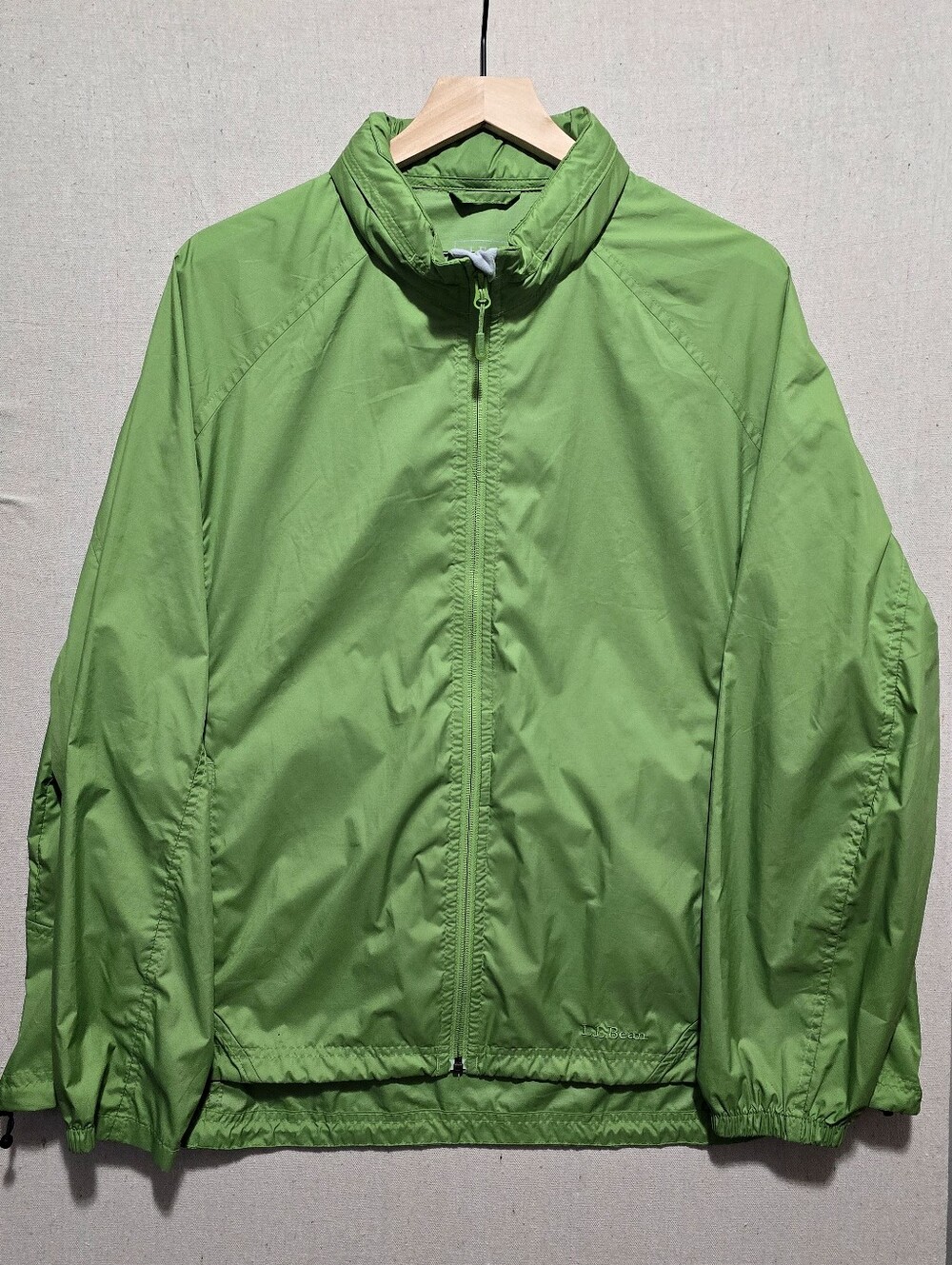L.L.Bean Lightweight Packable Rain Jacket Green Womens 2X Hooded Windbreaker